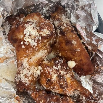 Mellow Mushroom Somerset - Oven Roasted Wings - Pizza Near Me - Somerset, Kentucky