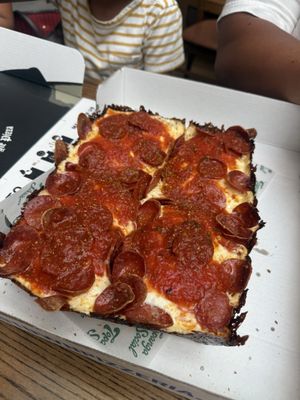 D-Town Pizzeria by null