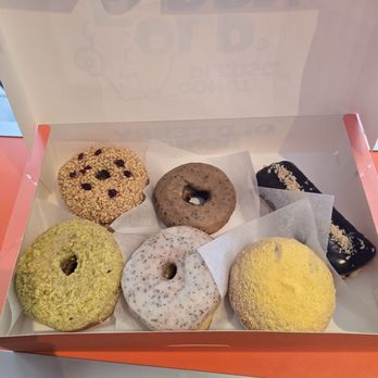 Old Ferry Donut - Butter Pistachio, Peanut Butter and Jelly, Boston Cream, Lemon Poppy Seed, Earl Grey Cake, and Mango Cream Ball - Donuts Near Me - Buena Park, California