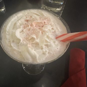 Vetta Italian Eatery - Peppermint martini - Italian Near Me - Lee's Summit, Missouri