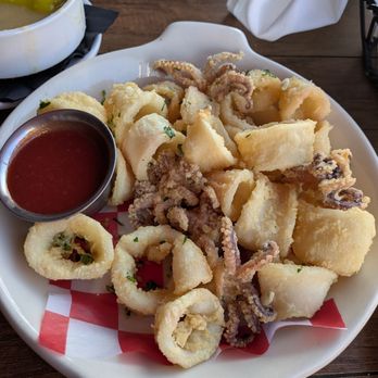 Rosebud Naperville - Calamari Calabrese - Italian Near Me - Naperville, Illinois