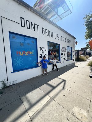 Huzzah! Toys by null