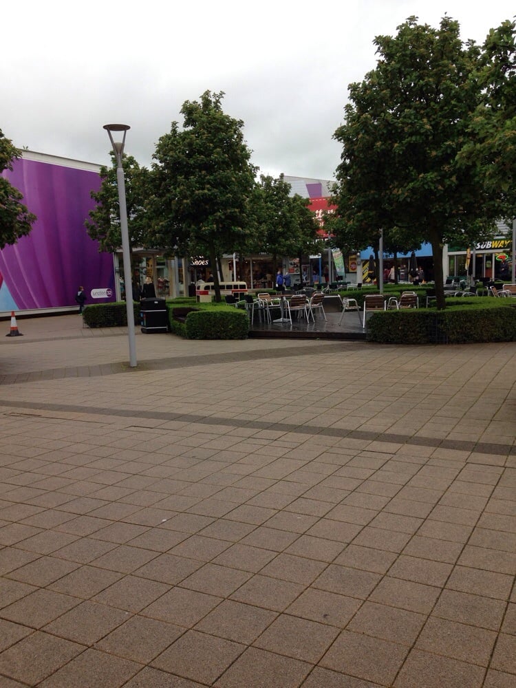 JUNCTION 32 OUTLET SHOPPING VILLAGE Updated October 2024 18 Reviews