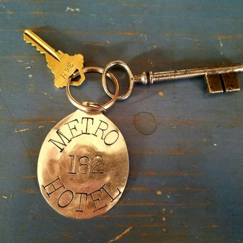 Metro Hotel & Cafe - Your choice of keys. - Hotels Near Me - Petaluma, California Metro Hotel & Cafe - Your choice of keys. - Hotels Near Me - Petaluma, California