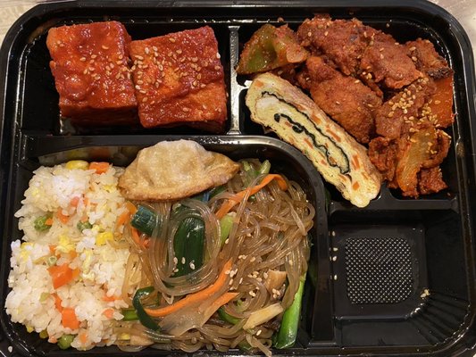 EM Deli Catering by null