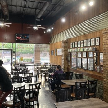 The Brisket House - Barbeque Near Me - Houston, Texas