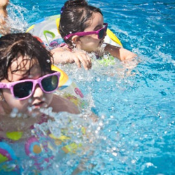 Sea Sports Swim - Kids Love the Water. Swimming Lessons in Houston. Book Now.