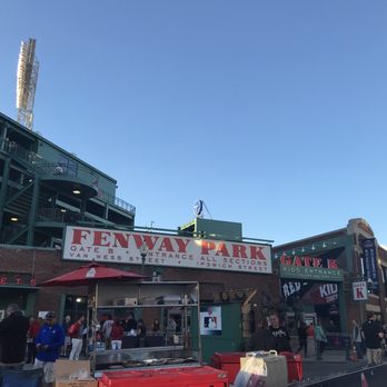 Fenway Park - Stadiums & Arenas Near Me - Boston, Massachusetts Fenway Park - Stadiums & Arenas Near Me - Boston, Massachusetts