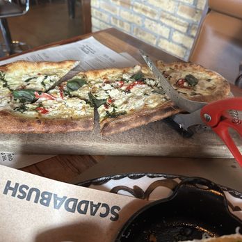 Scaddabush - Sophia Pizza (Roasted chicken, Pecorino Alfredo, Goat Cheese, +) - Italian Near Me - Mississauga, Ontario