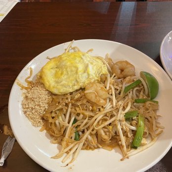 Pad Thai Classic - Thai Near Me - Long Beach, California