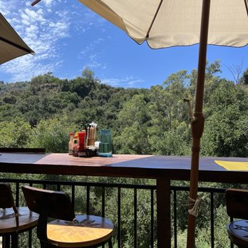 Cafe on 27 - Breakfast & Brunch Near Me - Topanga, California