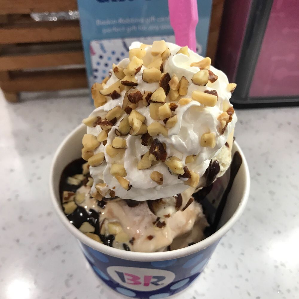 Baskin-Robbins - Um... I guess it's a 2 scoop sundae.. - Ice Cream & Frozen Yogurt Near Me - Waipahu, Hawaii Baskin-Robbins - Um... I guess it's a 2 scoop sundae.. - Ice Cream & Frozen Yogurt Near Me - Waipahu, Hawaii