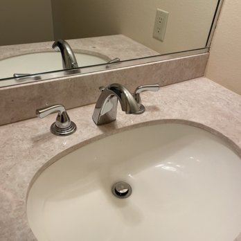 Clean Up Service - Bathrooms were pristine - Office Cleaning Near Me - Long Beach, California Clean Up Service - Bathrooms were pristine - Office Cleaning Near Me - Long Beach, California