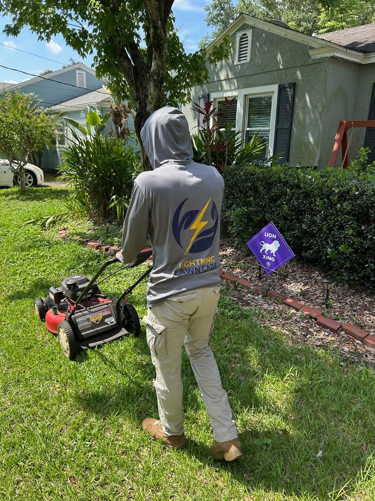 Lightning Lawn Care - veterans service organization in Orlando, FL