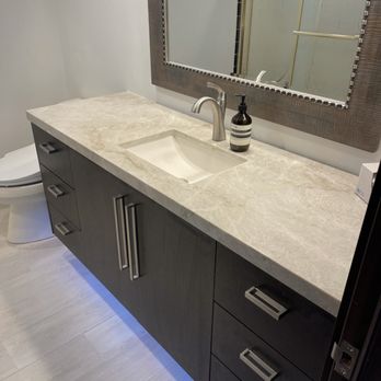 Dwell Homes - General Contractors Near Me - Valley Village, California