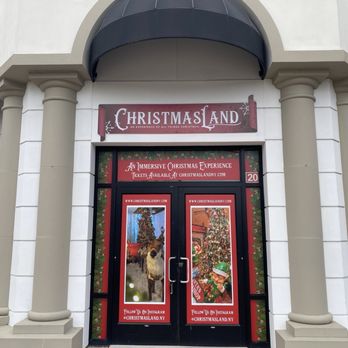 Tanger Outlets Deer Park - Outlet Stores Near Me - Deer Park, New York
