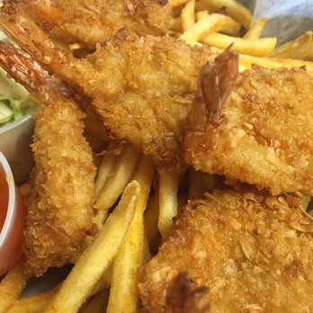Coconuts Fish Cafe - Seafood Near Me - Kihei, Hawaii
