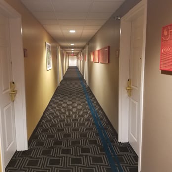 Candlewood Suites - Saint Charles - Hallway (Town place Suites) - Hotels Near Me - Saint Charles, Missouri Candlewood Suites - Saint Charles - Hallway (Town place Suites) - Hotels Near Me - Saint Charles, Missouri