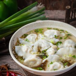 Yuanbao Jiaozi - Dumplings in soup