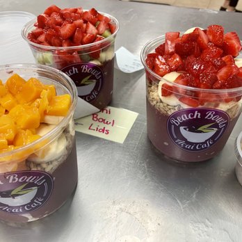 Beach Bowls Acai Cafe - 3 tropical blends.  1 with kiwi/strawberry/banana with granola on the side.  1 with mango/bananas. 1 with strawberry/banana. - Juice Bars & Smoothies Near Me - Redondo Beach, California