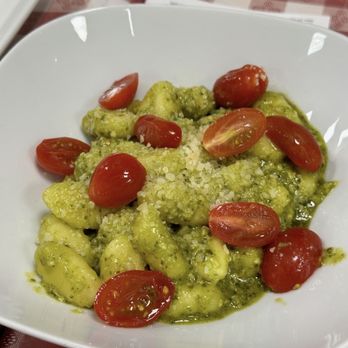 ARTIPASTA - Gnocchi (Potato Dumplings) with Basil pesto - Italian Near Me - Austin, Texas ARTIPASTA - Gnocchi (Potato Dumplings) with Basil pesto - Italian Near Me - Austin, Texas