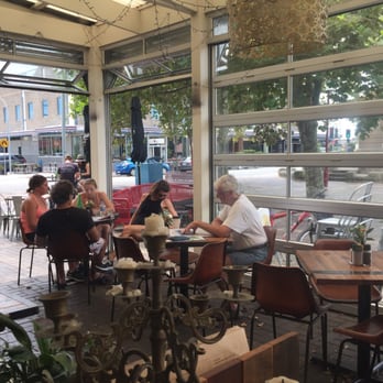 Talulah Cafe - Alfresco dining - Restaurants Near Me - Newcastle, NSW Talulah Cafe - Alfresco dining - Restaurants Near Me - Newcastle, NSW