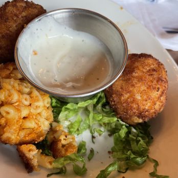 The Madison Bar & Grill - Sriracha Mac & Cheese Bombs - Bars Near Me - Hoboken, New Jersey