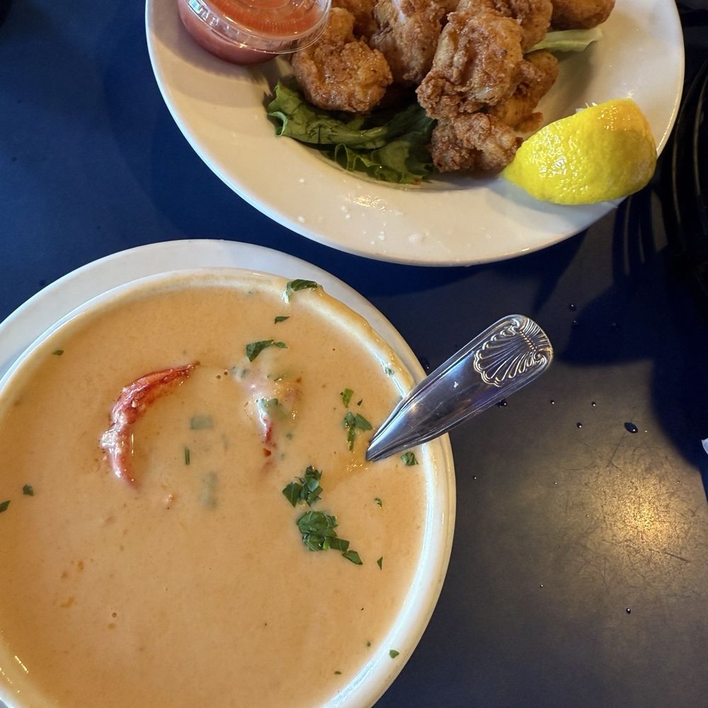 Boston Sail Loft - Lobster bisque and Fresh Calamari Rings - Bars Near Me - Boston, Massachusetts