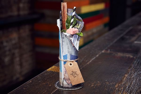 Apples & Pears Cocktail Bar by null