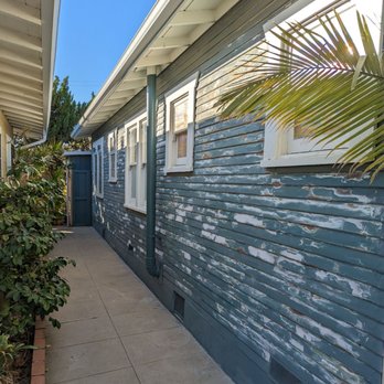 All Ways Painting - Exterior Painting. Sun wall was peeling. All paint sanded and scraped down to clean finish before painting. - Painters Near Me - Miami, Florida All Ways Painting - Exterior Painting. Sun wall was peeling. All paint sanded and scraped down to clean finish before painting. - Painters Near Me - Miami, Florida