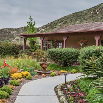 Poway Gardens Senior Living: Discover Tranquil Comfort