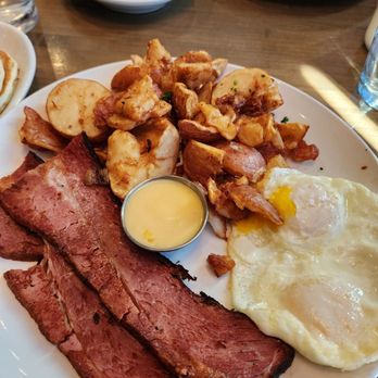 Buttermilk - Coffee & Tea Near Me - Naperville, Illinois