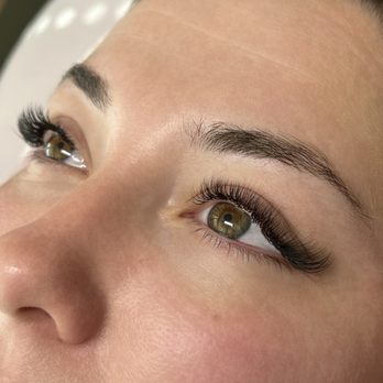 Premium Lashes - Eyelash Service Near Me Premium Lashes - Eyelash Service Near Me