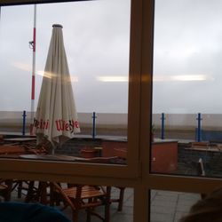 Steak & Grillhaus Take Off - Ausblick auf Startbahn