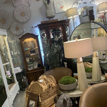 The White Oak Cottage - Shop - New American Near Me - Lithia, Florida The White Oak Cottage - Shop - New American Near Me - Lithia, Florida