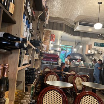 Oregano - Delicious! - Italian Near Me - Brooklyn, New York