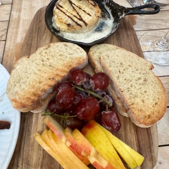 Dada - Grilled Brie. Toasted Ciabatta, sliced apples, grapes, honey butter - New American Near Me - Delray Beach, Florida Dada - Grilled Brie. Toasted Ciabatta, sliced apples, grapes, honey butter - New American Near Me - Delray Beach, Florida