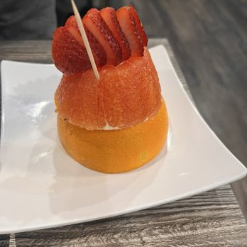 Itzavy Sushi - Orange and strawberry - Sushi Bars Near Me - Reno, Nevada