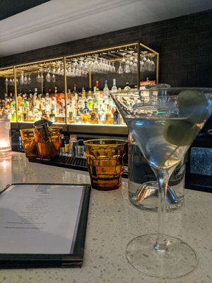 BAR ST-DENIS by null