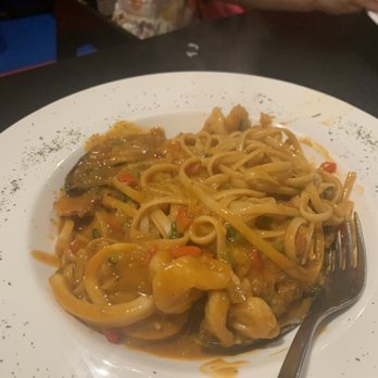 Fogonero Restaurant - Linguini - Venezuelan Near Me - Pflugerville, Texas Fogonero Restaurant - Linguini - Venezuelan Near Me - Pflugerville, Texas