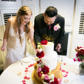 Cake Delight - Wedding Cake - Custom Cakes Near Me - Livermore, California