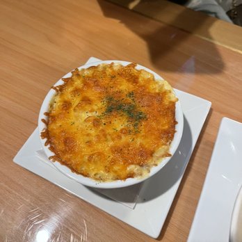 Woodzzy Bar & Restaurant - Mac & cheese - Sports Bars Near Me - Brooklyn, New York Woodzzy Bar & Restaurant - Mac & cheese - Sports Bars Near Me - Brooklyn, New York