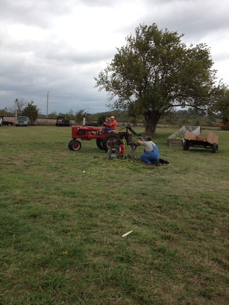 MAYFIELD STORE Spaulding, Holdenville, Oklahoma Convenience Stores