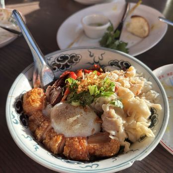 Gao Lhao - Bha mee hang bowl - Thai Near Me - Seattle, Washington