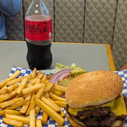 Mama Rosa's Pizza - Burger and coke zero