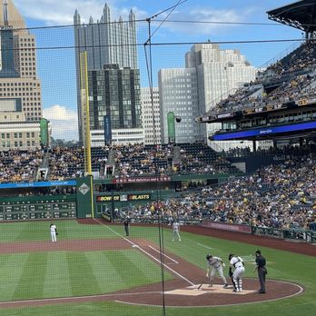 PNC Park - Stadiums & Arenas Near Me - Pittsburgh, Pennsylvania