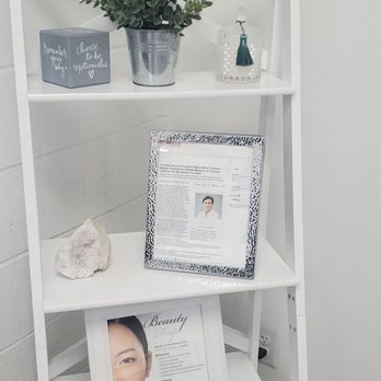Refresh Beauty and Wellness - Dr Larry is one of a kind, he is an artist and cosmetic doctor at the same time. - Aestheticians Near Me - Glendale, California Refresh Beauty and Wellness - Dr Larry is one of a kind, he is an artist and cosmetic doctor at the same time. - Aestheticians Near Me - Glendale, California