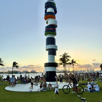 Obstinate Lighthouse - Lighthouse grounds - Public Art Near Me - Miami Beach, Florida