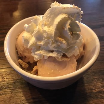 Boss Tapas Burger & Brew - Ice cream bowlski with ice cream of the day - Burgers Near Me - Hialeah, Florida