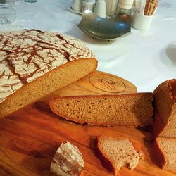 Ekmekler %100 organik Kızılbuğday(Dinkel)